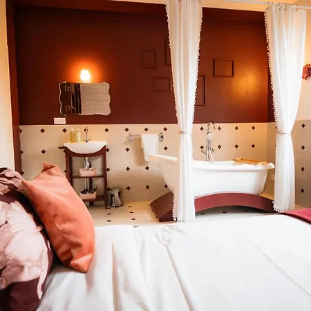 Apartment Le Madeleine - - Elegant - Cozy