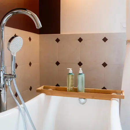 Le Madeleine - - Elegant - Cozy - By Primo