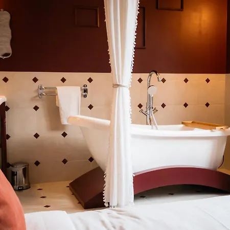 Apartment Le Madeleine - - Elegant - Cozy