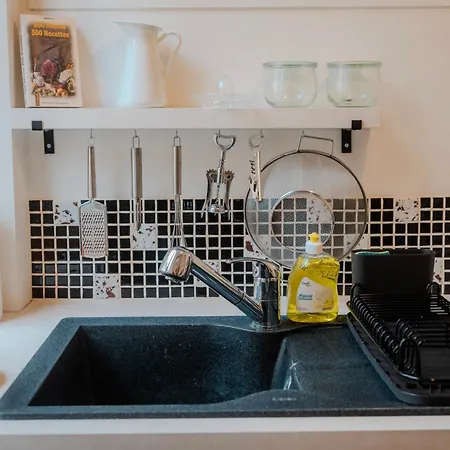 Le Madeleine - - Elegant - Cozy - By Primo Daire *